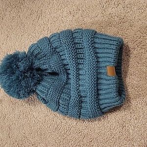 Tourquoise Blue beanie